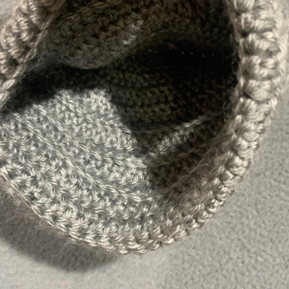 Laura Ashley Baby Girls Crochet Beanie Hat Set 2pk Black Bow Grey Flower‎ 0-6M